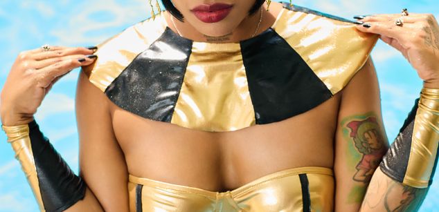 Model - AlejandraSweet Latina