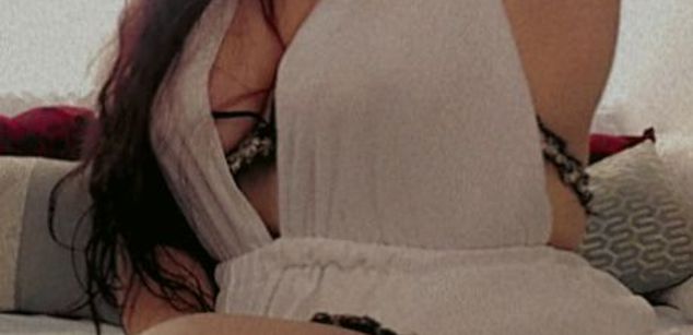 Model - samanthaa-curvy squirt