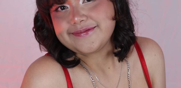 Model - Blue Moon petite