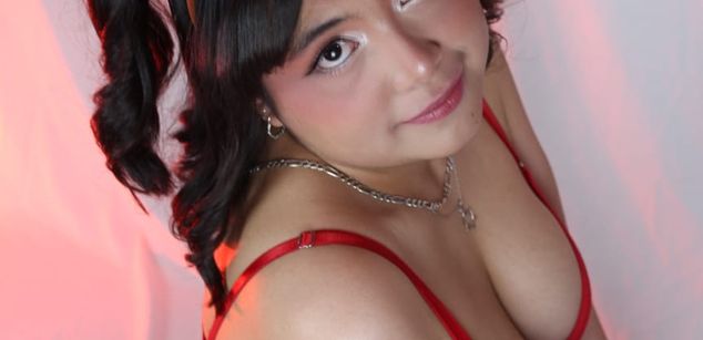 Model - Blue Moon petite