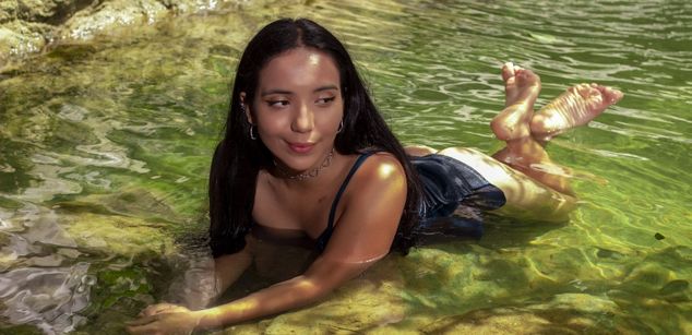 Model - LucyDerby squirt