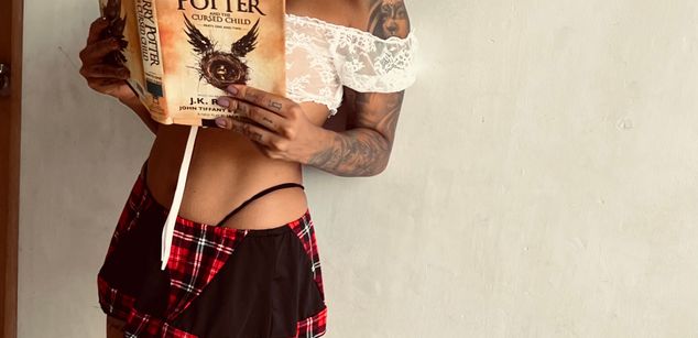 Model - EllaRose squirt