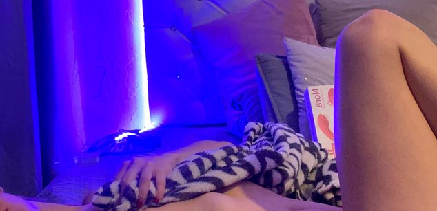 Model - Heidy Kung teen