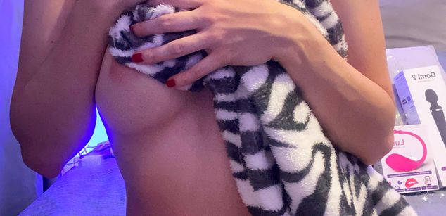 Model - Heidy Kung teen