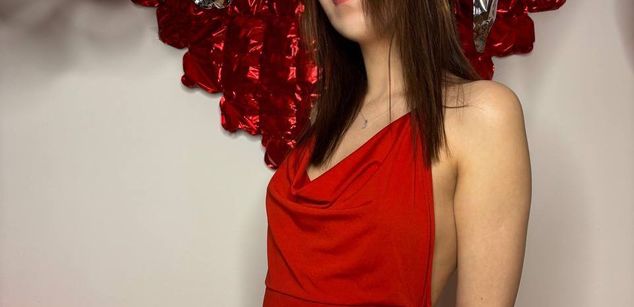 Model - Urnaughtymolly dance