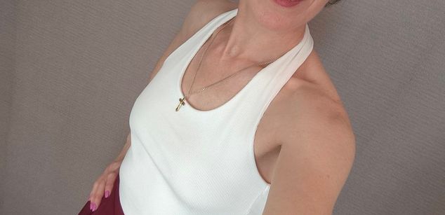 Model - Nancy female