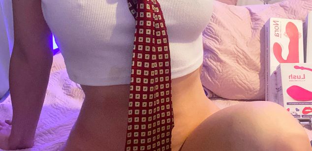 Model - Heidy Kung teen