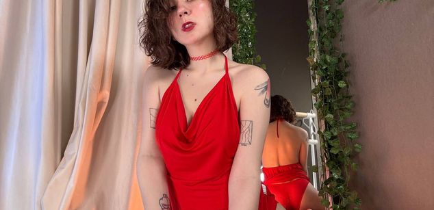 Model - Frances spanking