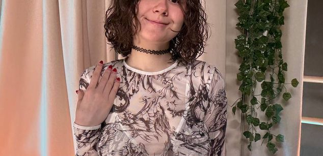 Model - Frances spanking