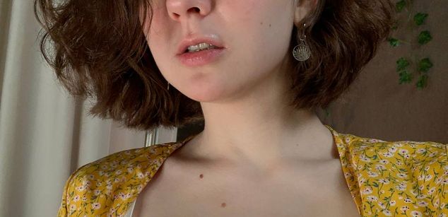 Model - Frances spanking