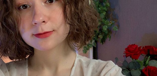 Model - Frances spanking