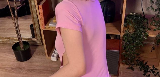 Model - Frances spanking