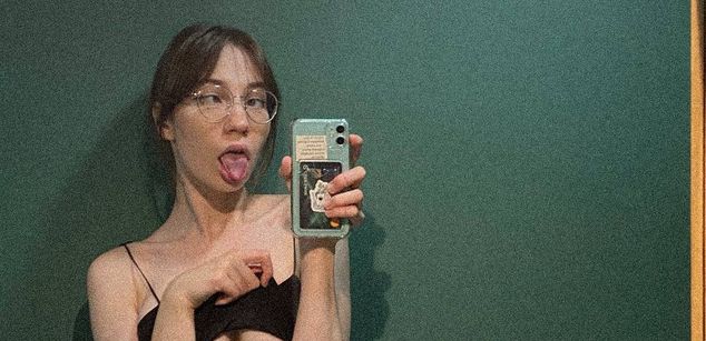 Model - Ask Audrey joi