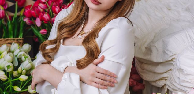 Model - SophiaDear feet