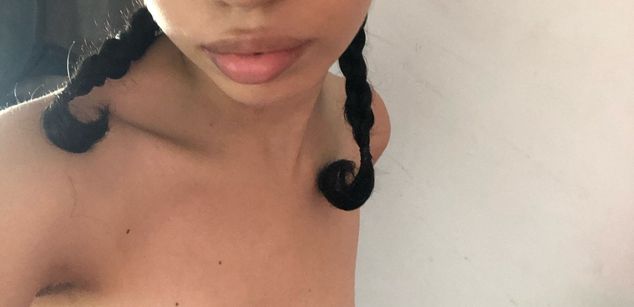 Model - maddie_charlotte 18