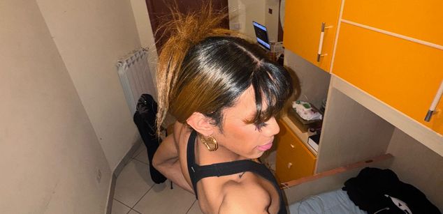 Model - LaDyosa99 fastresponse