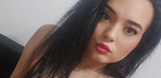 Model - JenniferJoy pussy