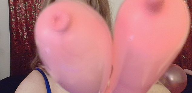 Model - CammiCams pantyhose