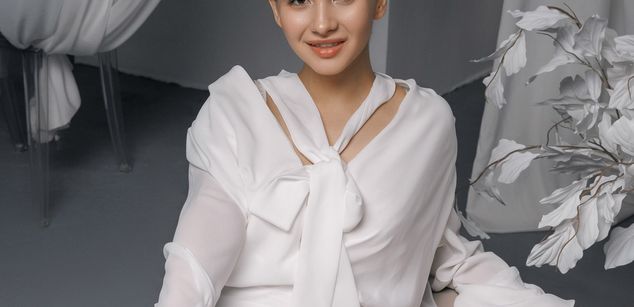 Model - JeanieCat sexy