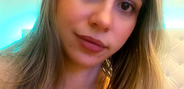 Model - Heidy Kung teen