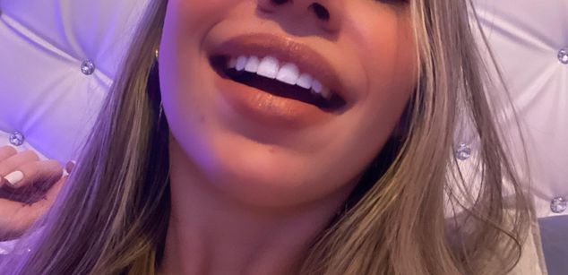 Model - Heidy Kung teen