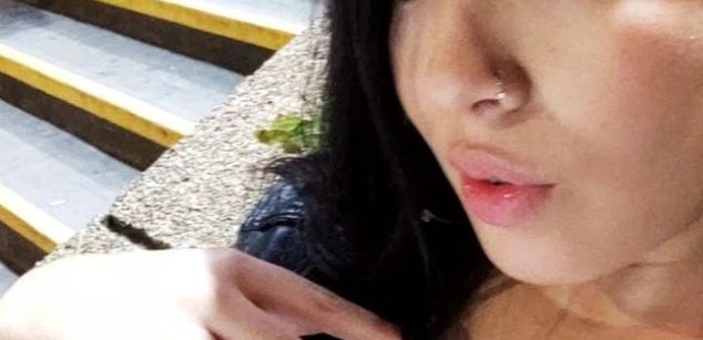 Model - Valen Rosse dirty