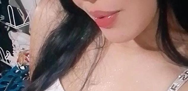 Model - Valen Rosse dirty