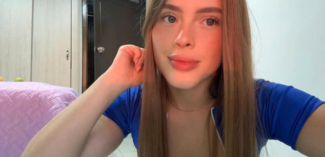 Model - HannaCutte cei