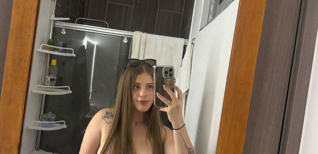 Model - HannaCutte cei