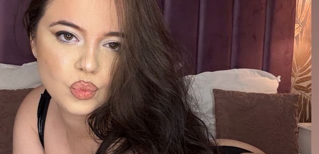 Model - KatiaStone joi