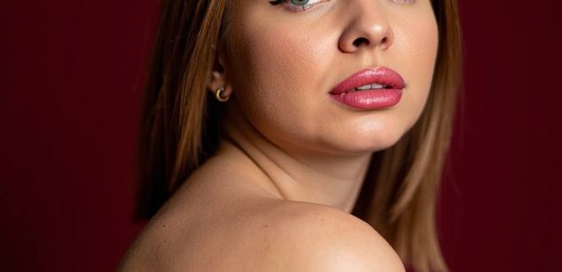 Model - LizaDeMoon bigass