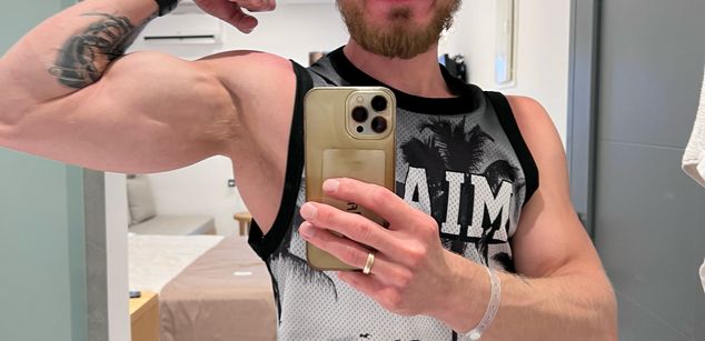 Model - Steve bisexual