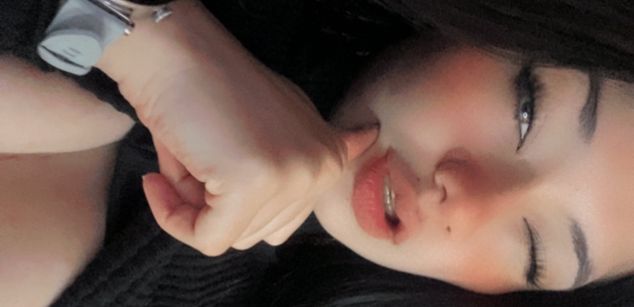 Model - Ms.Pickles squirt