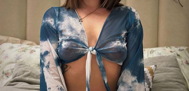 Model - LizaDeMoon bigass