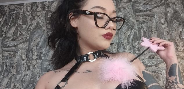 Model - VICTORIA_R98 bdsm