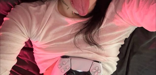 Model - Hi_Kylie fastresponse