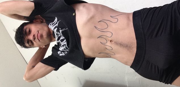 Model - Alejandro_max top