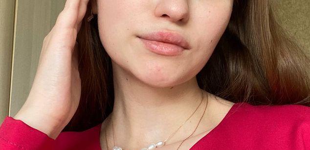 Model - Hello Amanda here lt3 smaltits