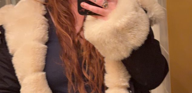 Model - Veronica redhead