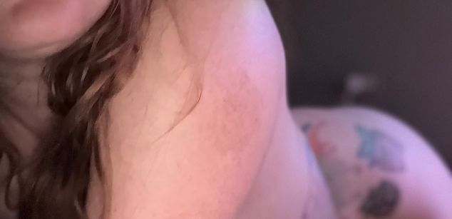 Model - Veronica redhead