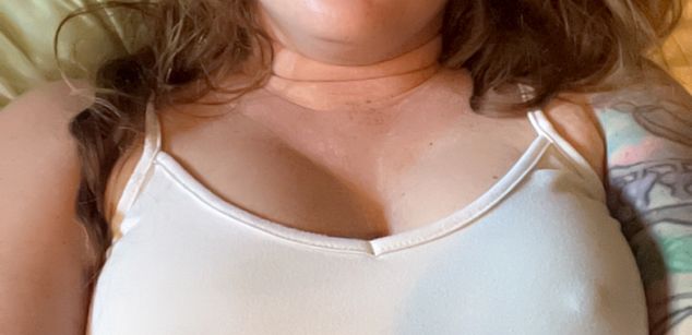 Model - Veronica redhead