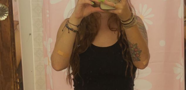 Model - Veronica redhead