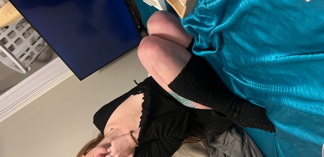 Model - Veronica redhead