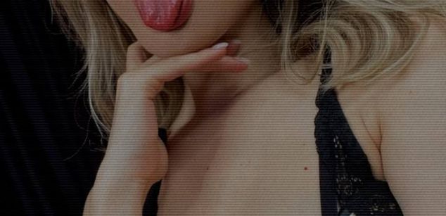 Model - Lexi lingerie