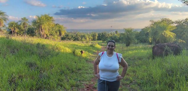 Model - Selene mature