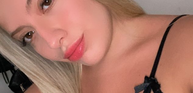 Model - Mariposita Call