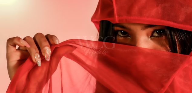 Model - Charlotte Joones squirt