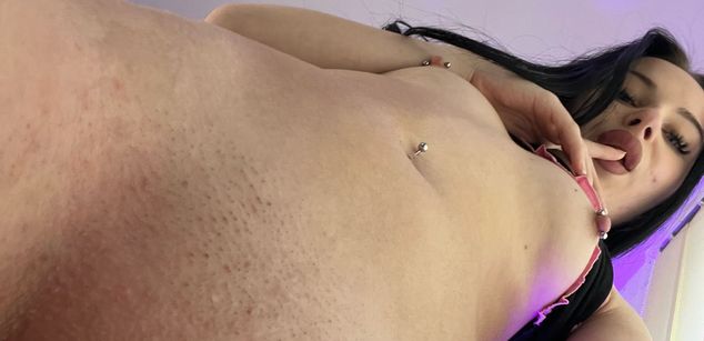 Model - Scarlett Jakobs squirt