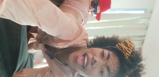 Model - Lucy_Maximo Show arcadas