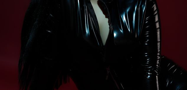 Model - Evelyn Dom BBC